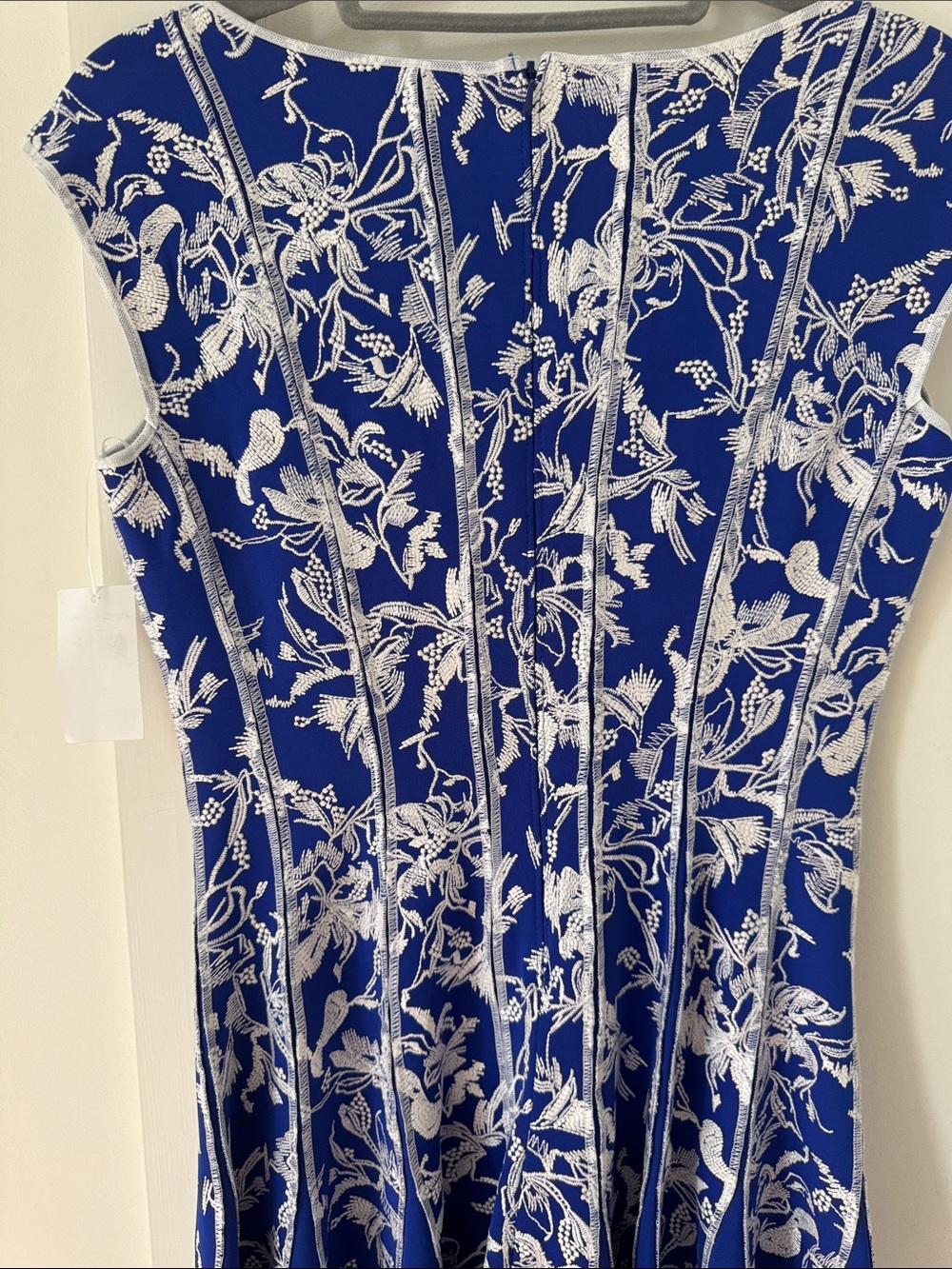 NWT Tadashi Shoji Blue Floral Embroidered Dress Size S - Picture 5 of 10